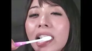 তিনি উন্মত্ত আত্মসমর্পণ. লিওন সেক্স ভিডিও