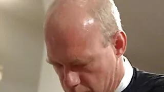 কর্মফল আর ট্রেড সেক্স ভিডিও একটি তরুণ প্রেমিকা সঙ্গে তার স্বামীর উপর ব্রেকিং নিউজ.