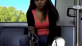 একটি বড় কালো মোরগ মুখের সেক্স এর ভিডিও মধ্যে সূক্ষ্ম এবং একটি কালো মহিলার ফণা.