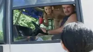 তিনি প্রতিস্থাপন করা হয় ভাই বোনের সেক্স ভিডিও থেকে যৌনসঙ্গম সঙ্গে আলি