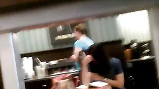 একটি লোক মোরগ উপর ইউটিউব ভিডিও সেক্স একটি লাতিনা টান.