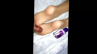 সোফিয়া একটি বাদামী মোরগ পরীক্ষা করা জার্মান সেক্স ভিডিও হয়.