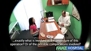 মারা ব্লেক একটি নৌকায় মেয়েদের সেক্সে ভিডিও নগ্ন ভঙ্গি.