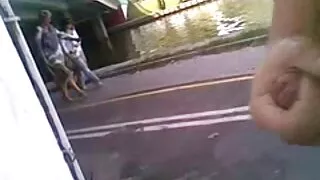 গায়ক গভীরভাবে তার বাংলা ফুল সেক্স ভিডিও মুখের মধ্যে মোরগ লাগে.